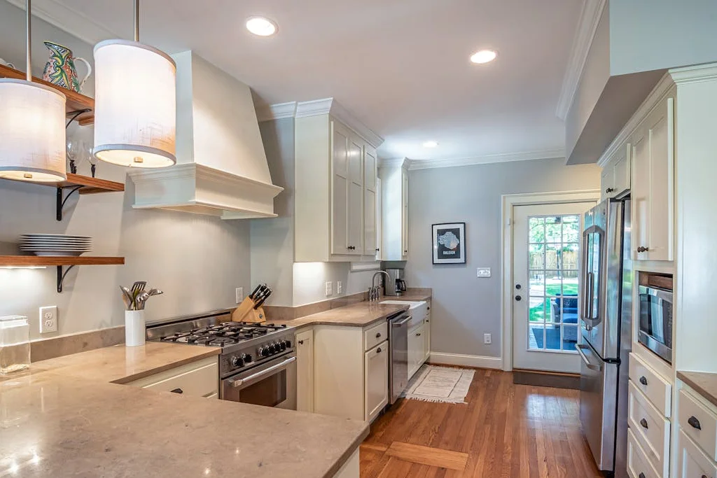 Cozy Lakeview Townhouse
